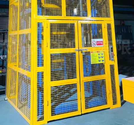 华蓥货梯可以安装在室外吗